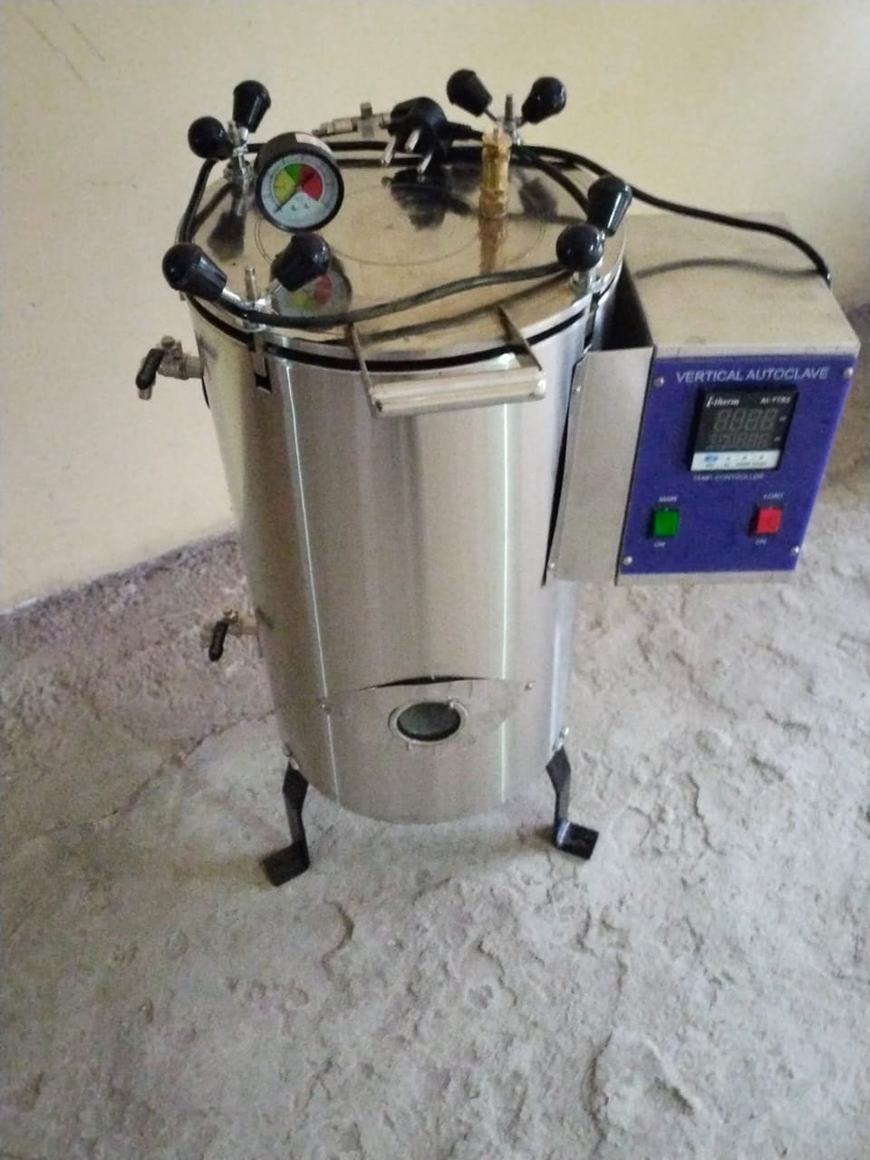 Semi Automatic Vertical Autoclave Viotech