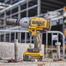 Dewalt DCF897N 18V  6.35MM 3 Speed Impact  Driver